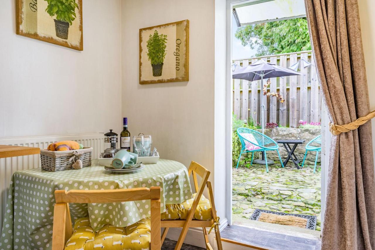 Wayside Cottage ダーリントン エクステリア 写真