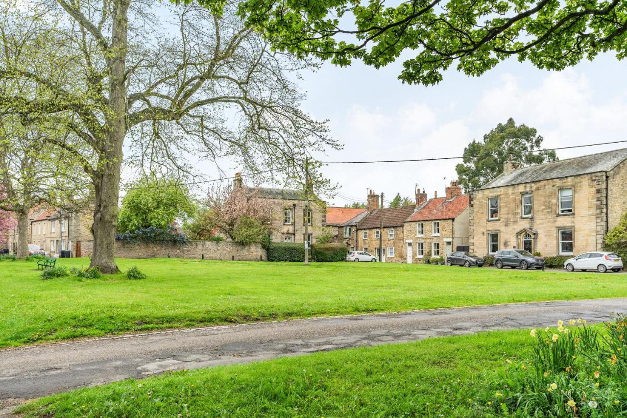 Wayside Cottage ダーリントン エクステリア 写真
